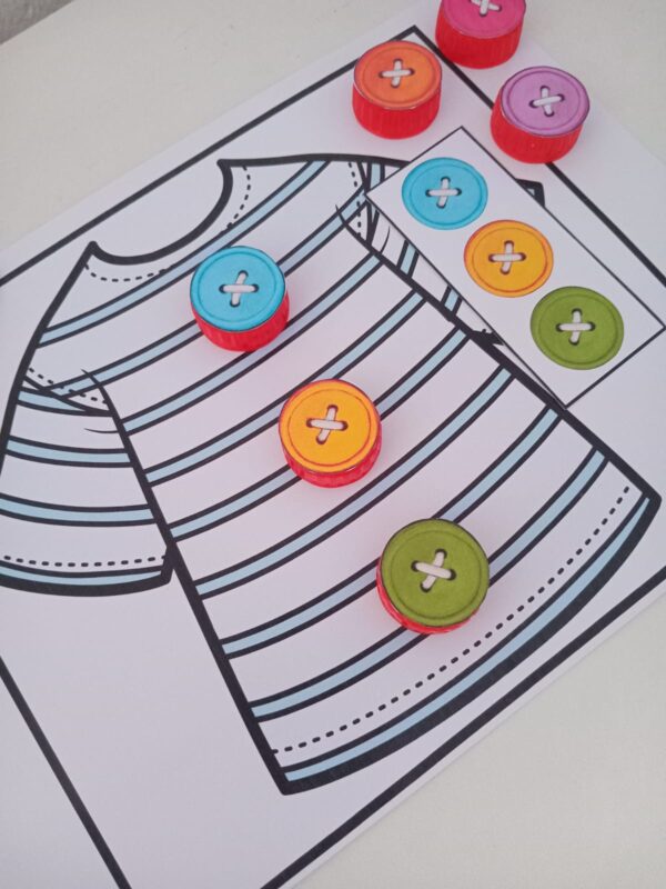 SEQUÊNCIA DE CORES - CAMISA E BOTÕES